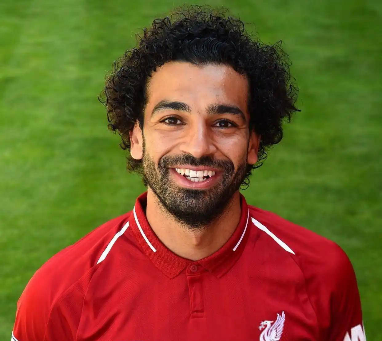 21亿英镑天价合同助萨拉赫再创辉煌,利物浦永远的“法老”回应穆帅恩怨